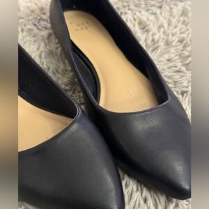 Black-A•New•Day flats. Size 7 women’s. Only worn two times.
